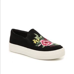 Steve Madden Garden Slip On Sneaker